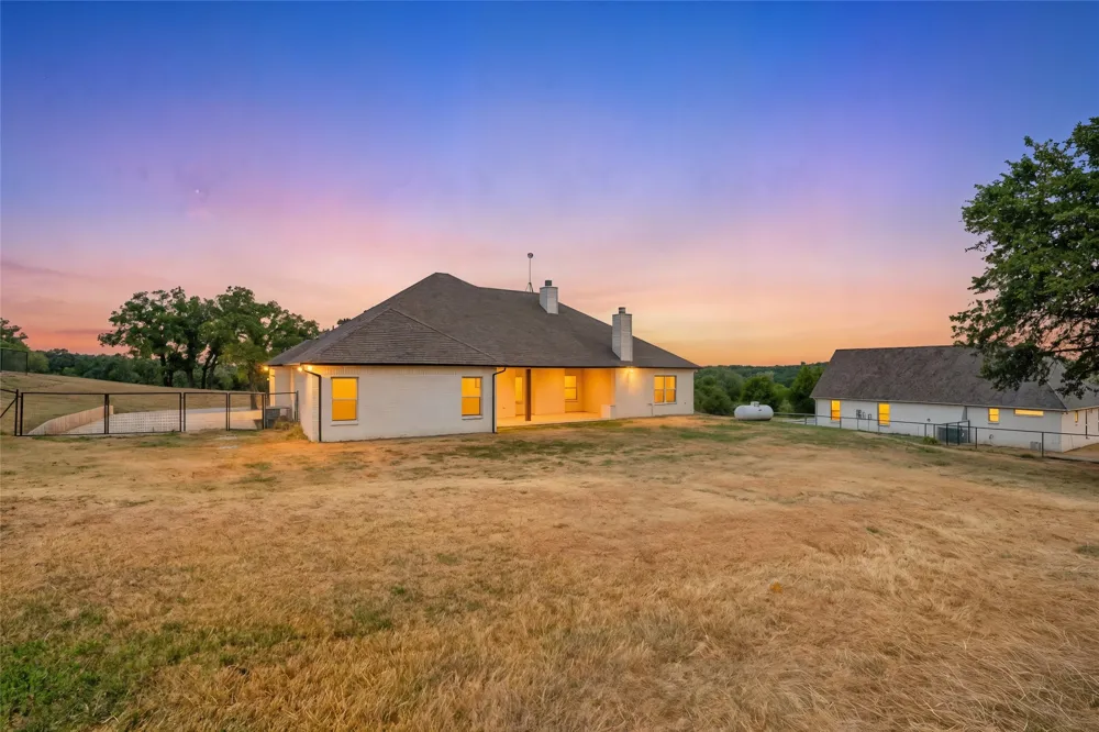 182 Saddle Horn Trail Boyd, TX 76023