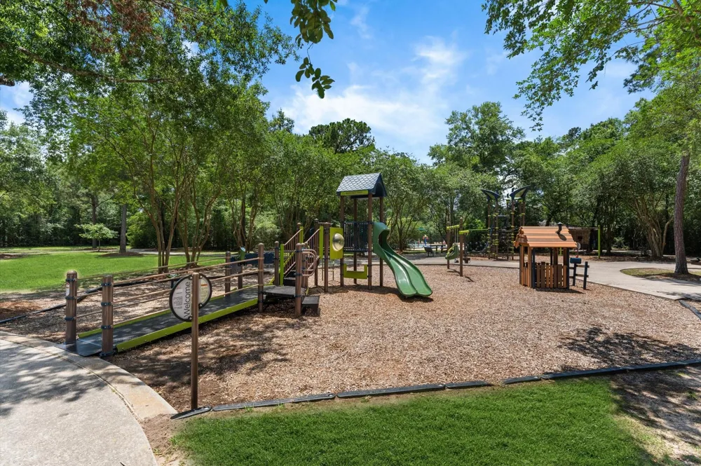 97 E Greenhill Terrace Place The Woodlands, TX 77382