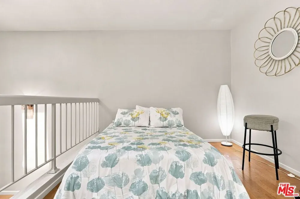 8728 Dartford Place Inglewood, CA 90305