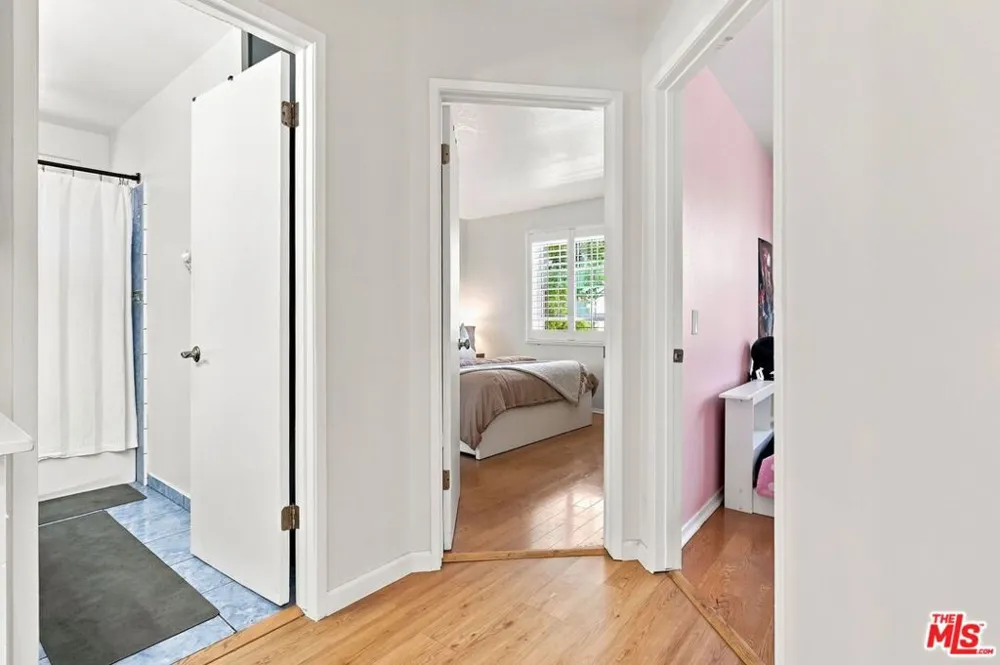 8728 Dartford Place Inglewood, CA 90305