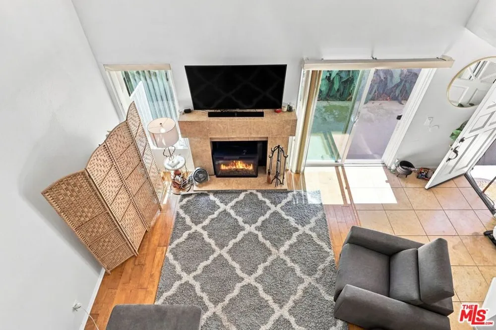 8728 Dartford Place Inglewood, CA 90305