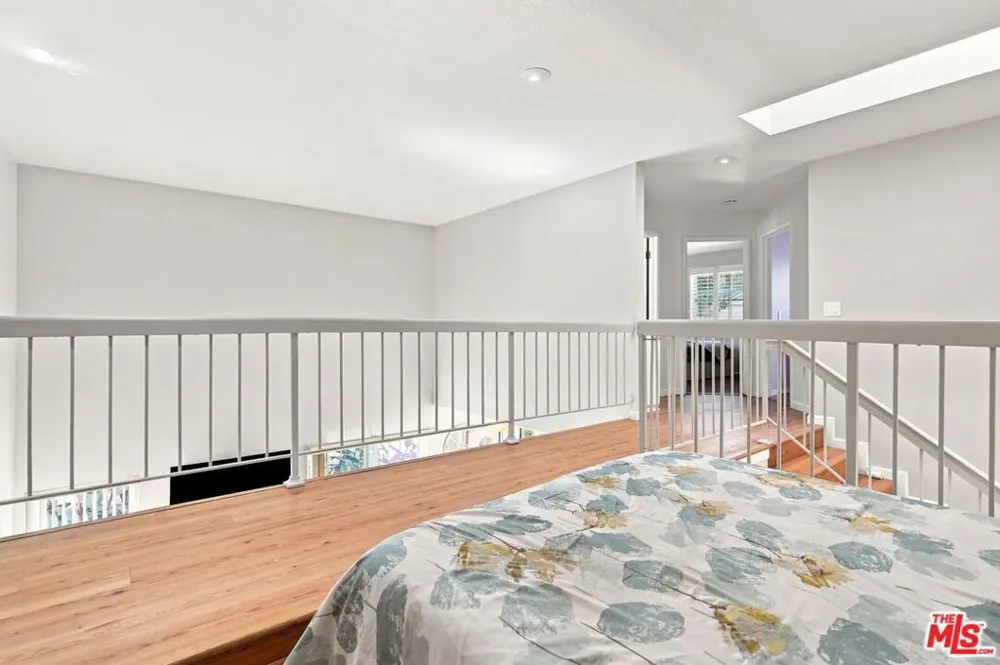 8728 Dartford Place Inglewood, CA 90305