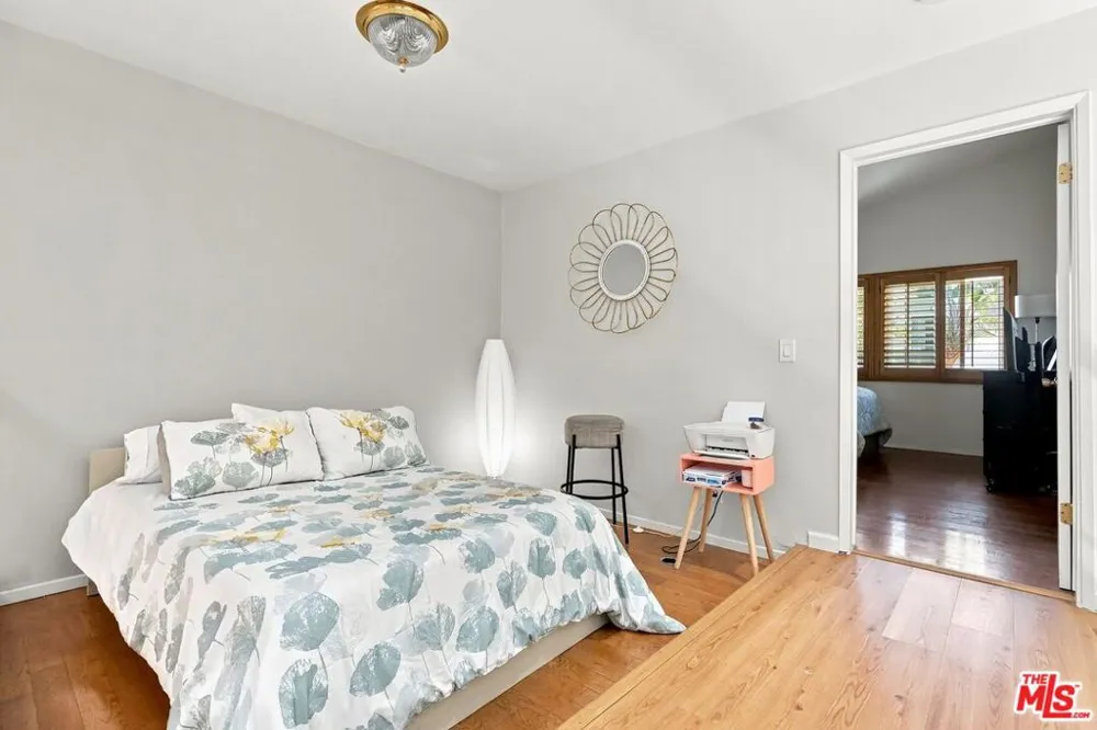 8728 Dartford Place Inglewood, CA 90305