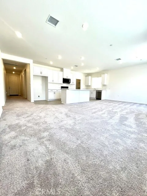 9698 Babaco Street Riverside, CA 92508