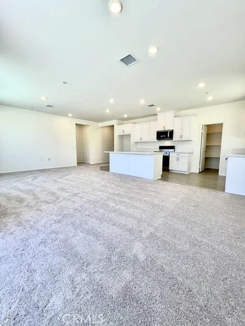 9698 Babaco Street Riverside, CA 92508
