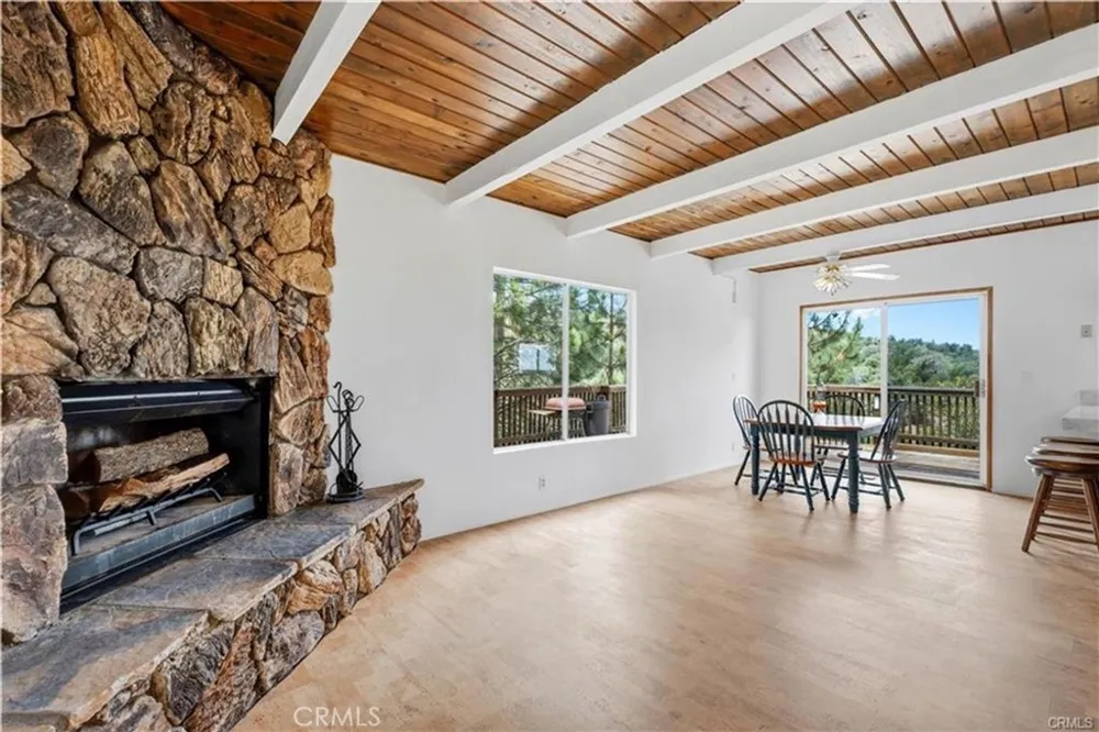 1334 St Anton Lake Arrowhead, CA 92352