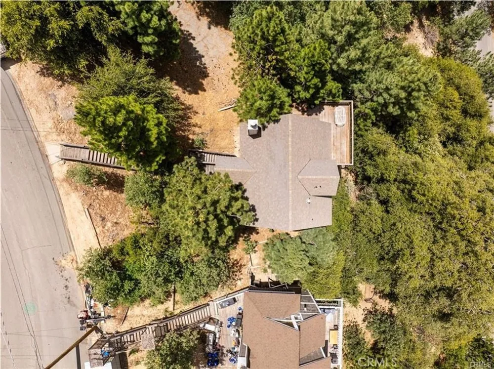 1334 St Anton Lake Arrowhead, CA 92352