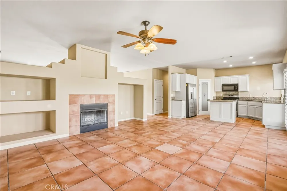 6231 Mirlo Yucca Valley, CA 92284