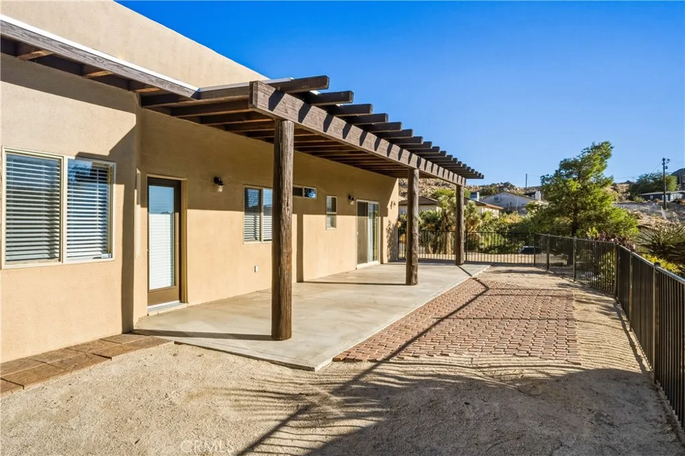 6231 Mirlo Yucca Valley, CA 92284