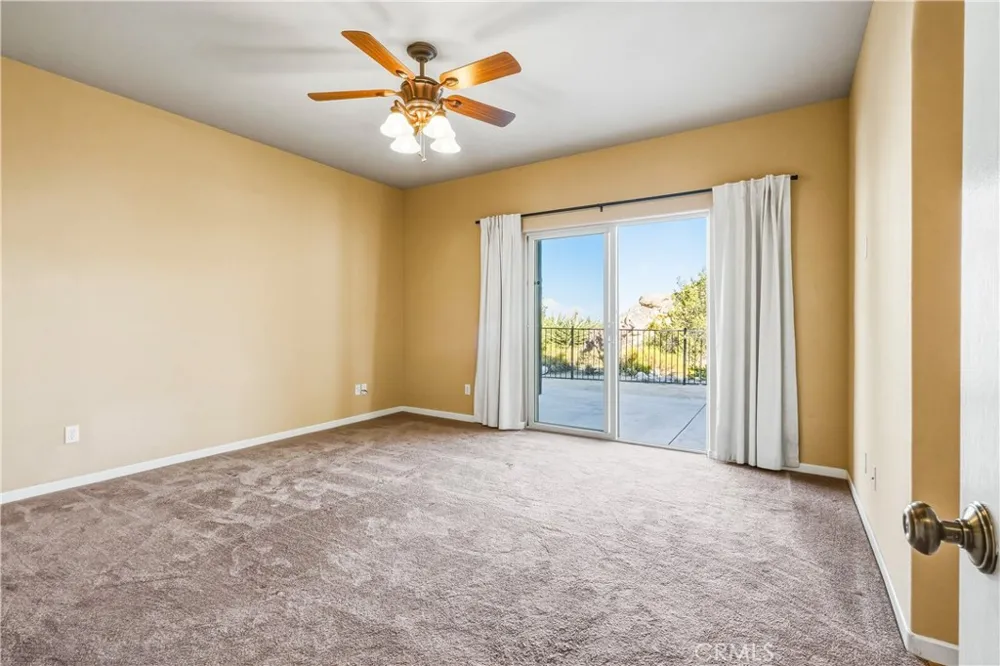 6231 Mirlo Yucca Valley, CA 92284