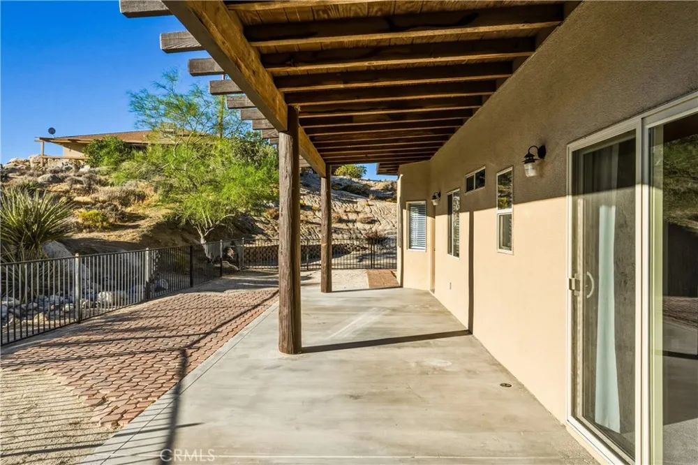 6231 Mirlo Yucca Valley, CA 92284