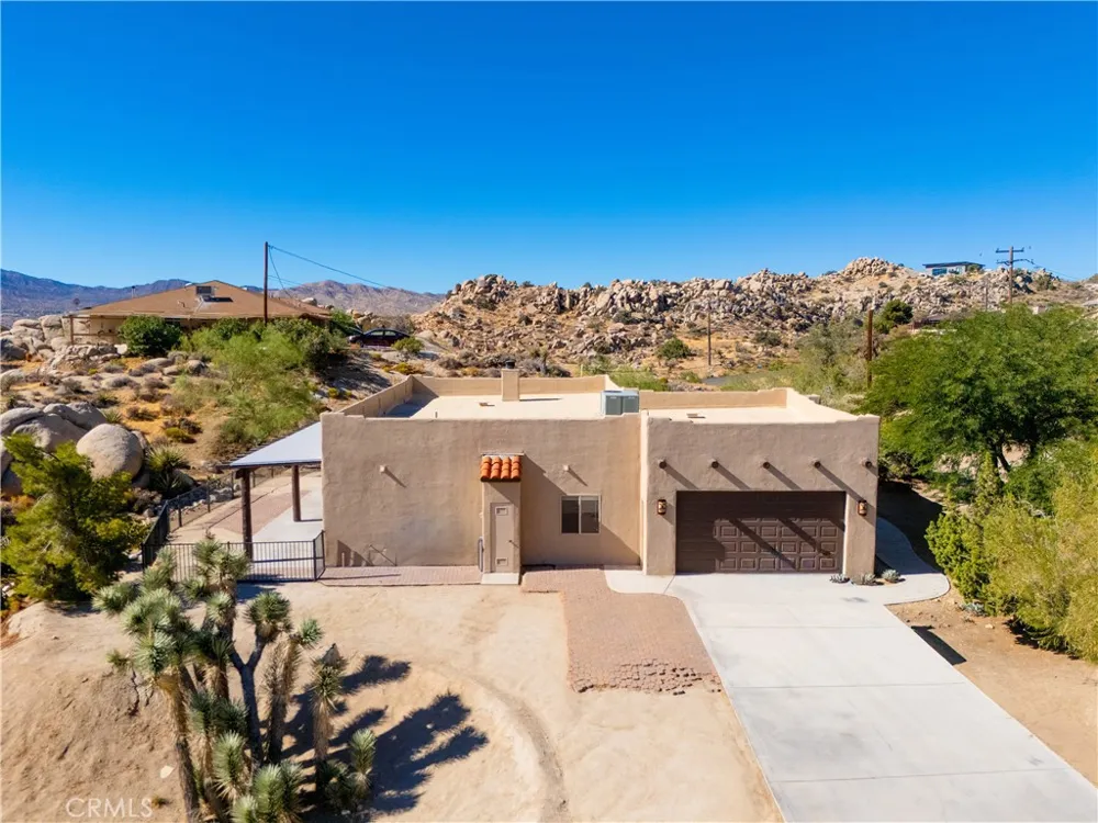 6231 Mirlo Yucca Valley, CA 92284