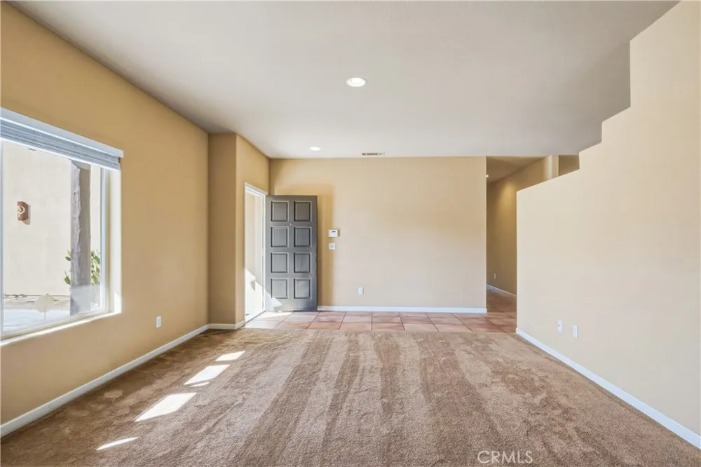 6231 Mirlo Yucca Valley, CA 92284
