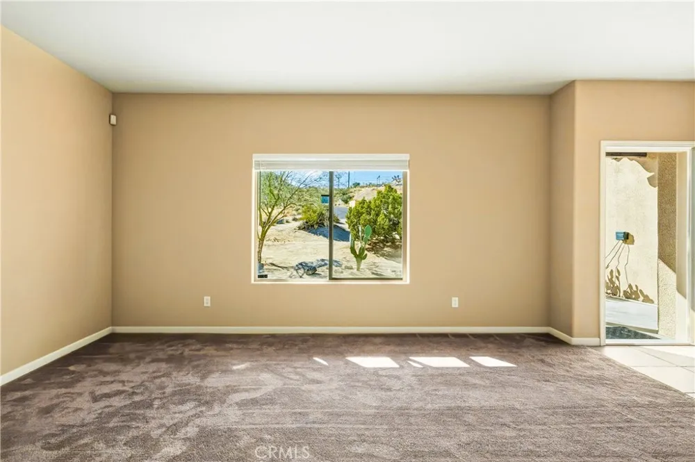 6231 Mirlo Yucca Valley, CA 92284