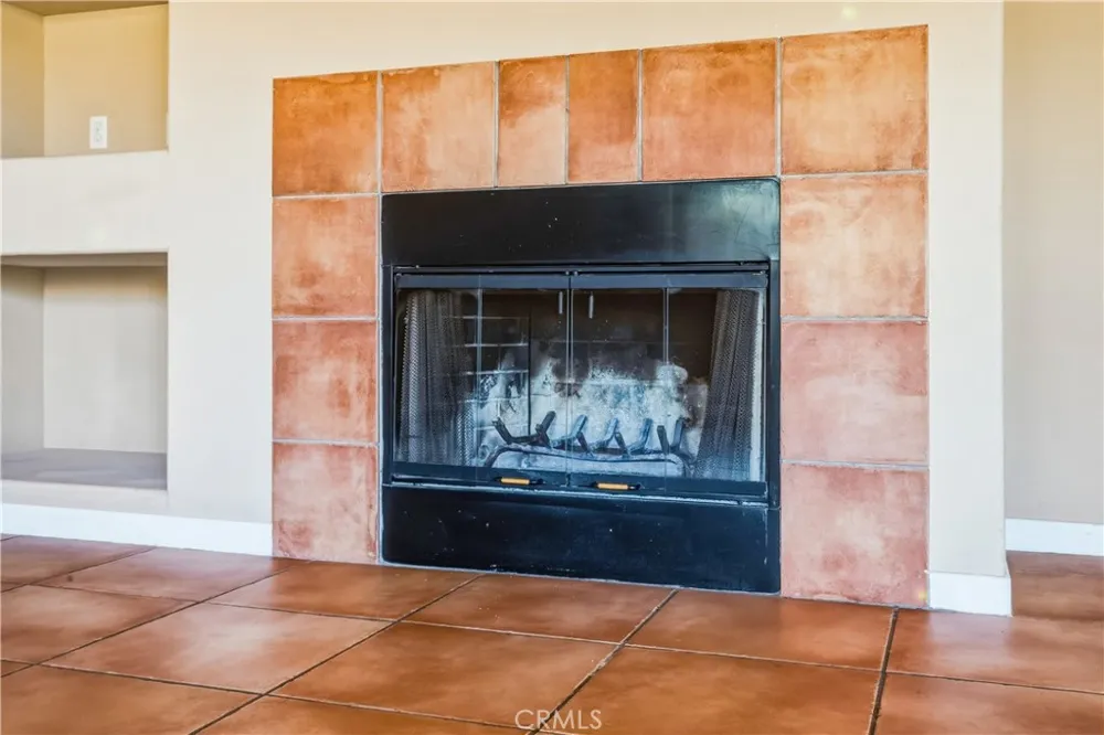6231 Mirlo Yucca Valley, CA 92284