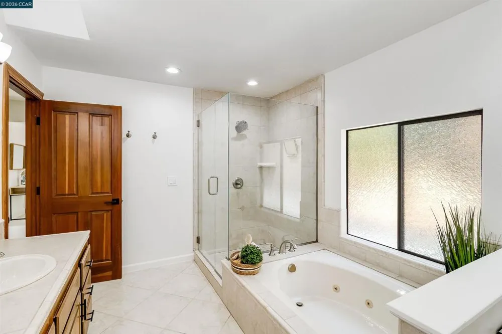 3137 Gloria Ter Lafayette, CA 94549
