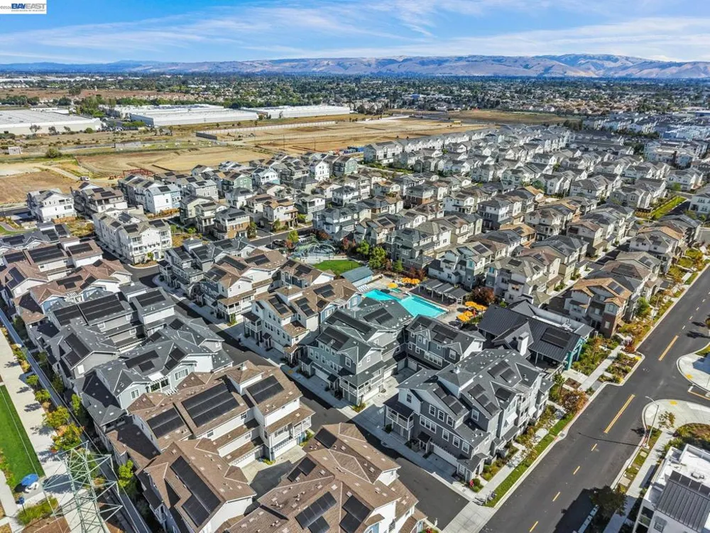 37613 Salt Grass Rd Newark, CA 94560