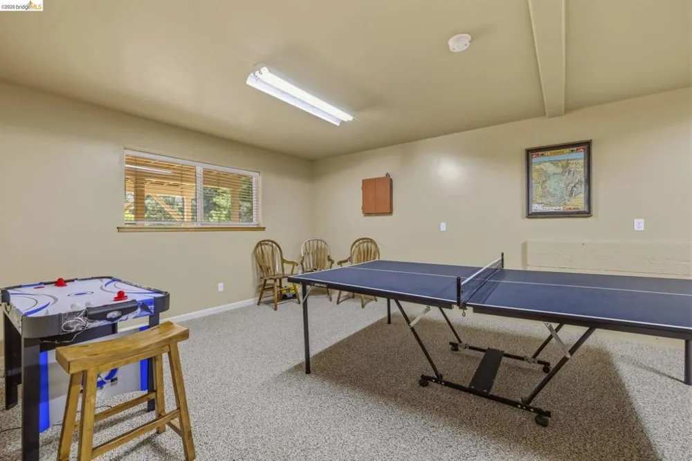 29392 Alpine Dr Cold Springs, CA 95335