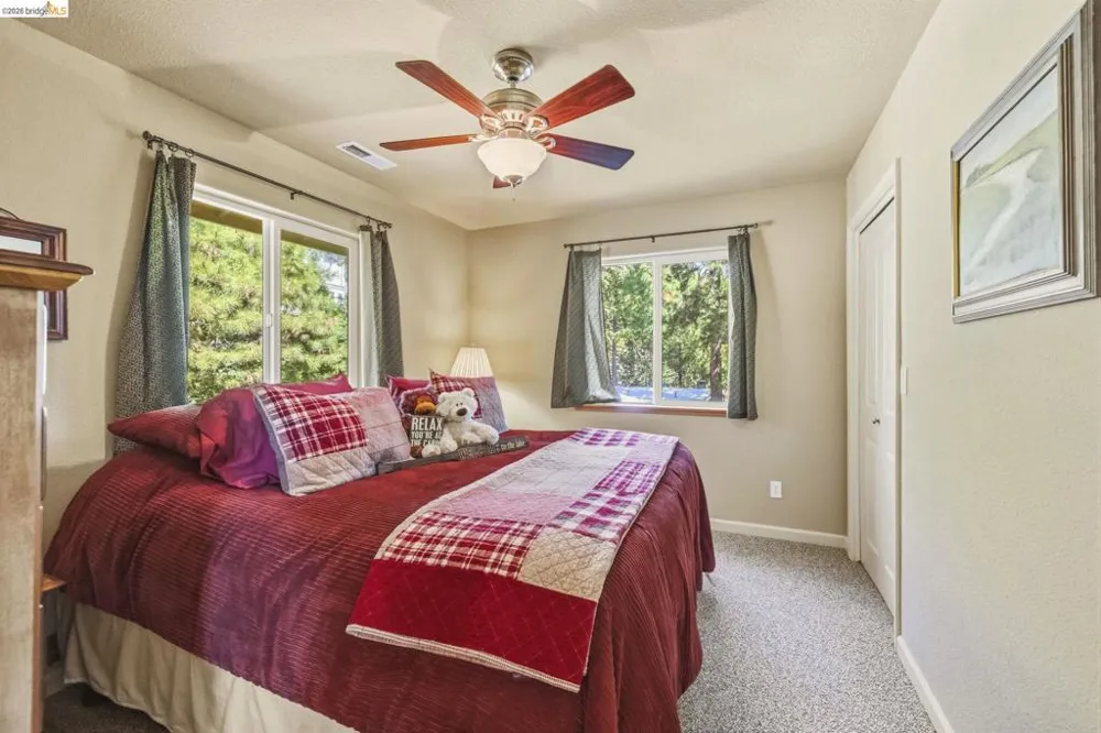 29392 Alpine Dr Cold Springs, CA 95335