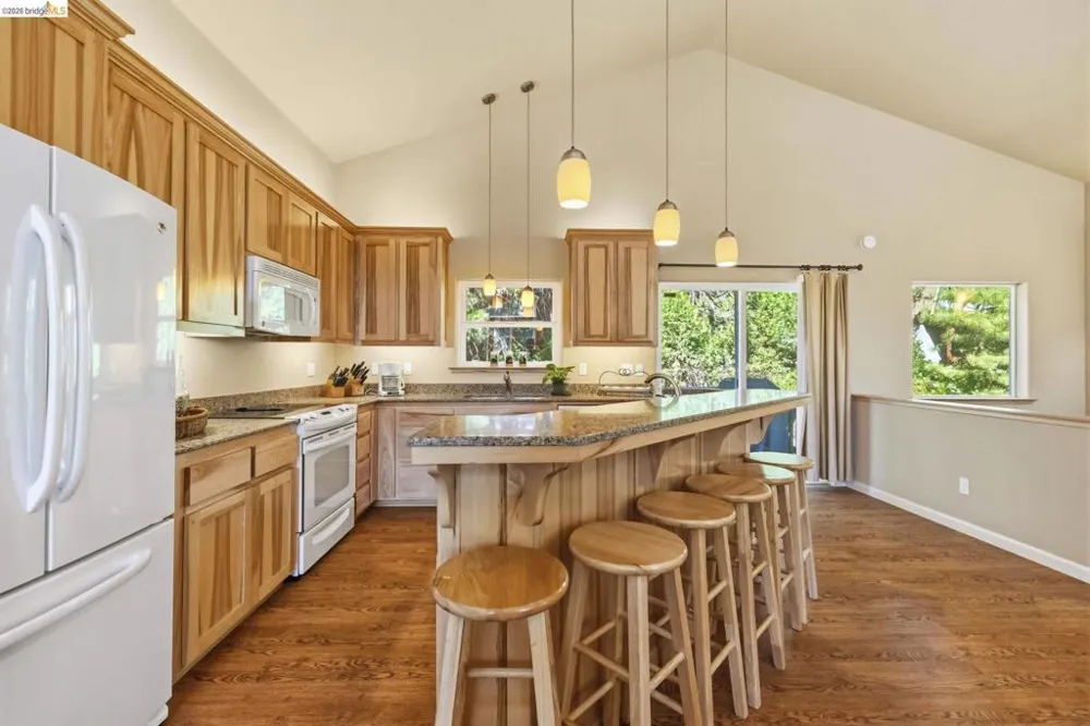 29392 Alpine Dr Cold Springs, CA 95335