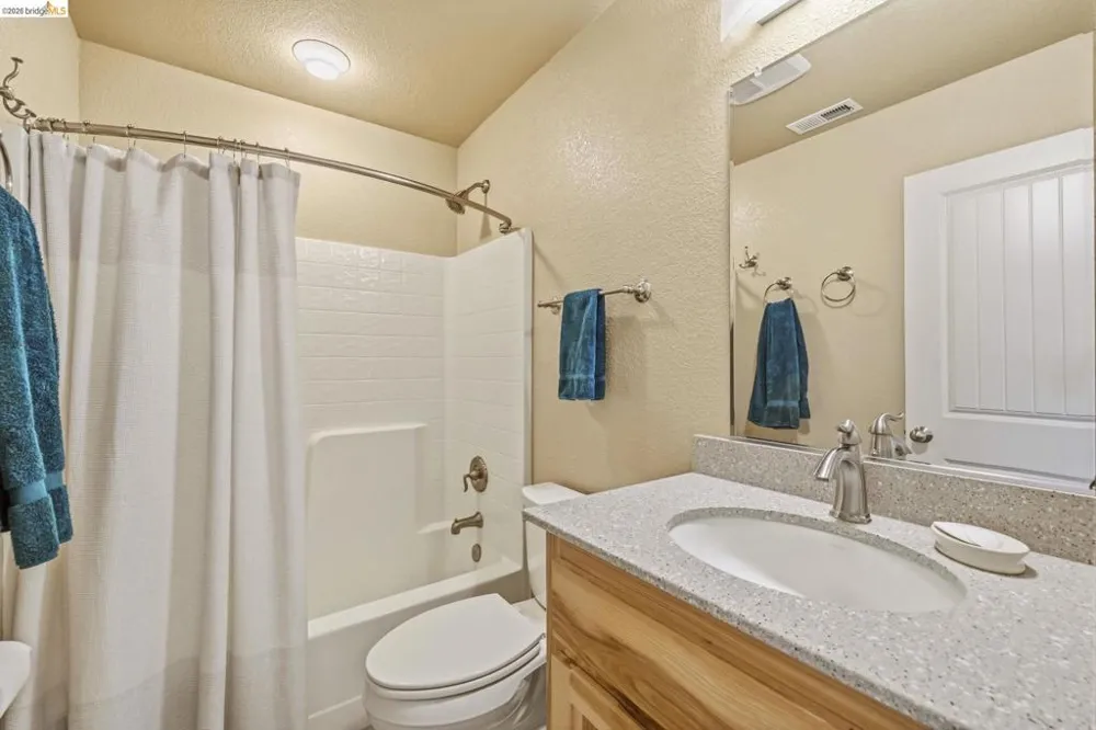 29392 Alpine Dr Cold Springs, CA 95335