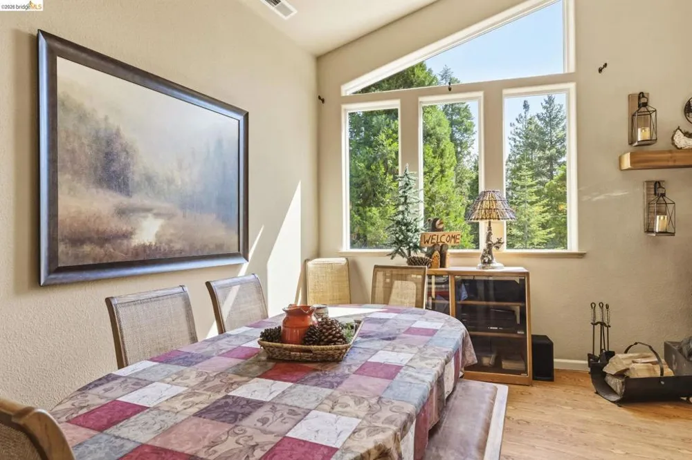 29392 Alpine Dr Cold Springs, CA 95335