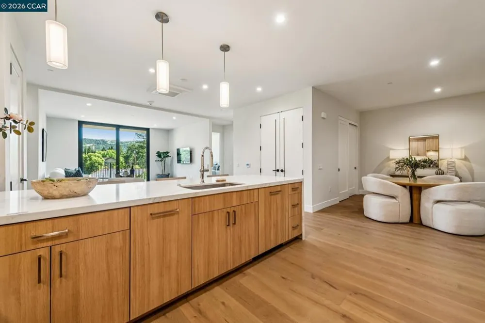 375 W El Pintado Rd #322 Danville, CA 94526