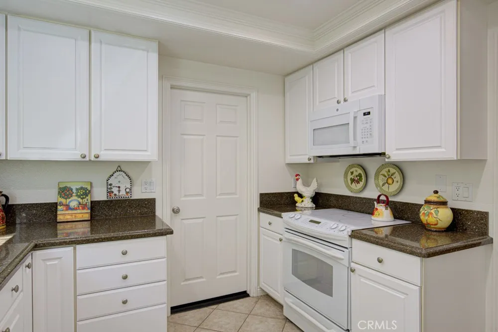 3424 Calle Azul #B Laguna Woods, CA 92637