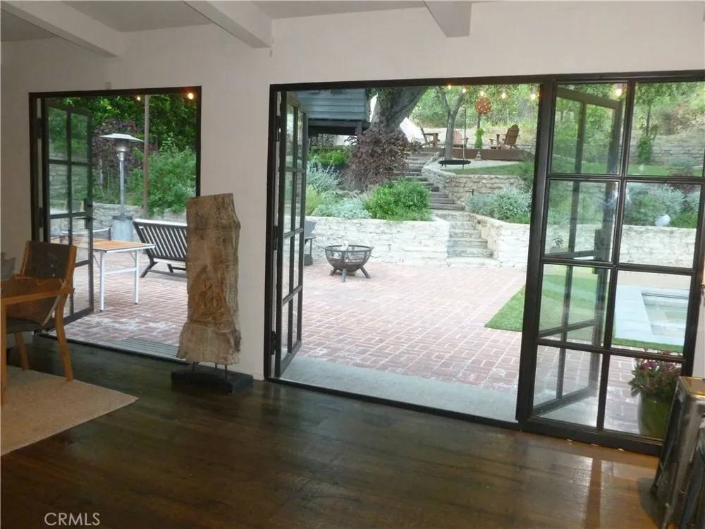 1094 Acanto Place Bel Air, CA 90049