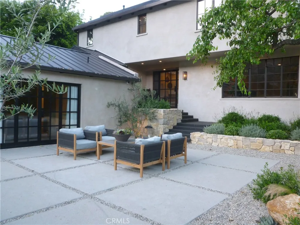 1094 Acanto Place Bel Air, CA 90049