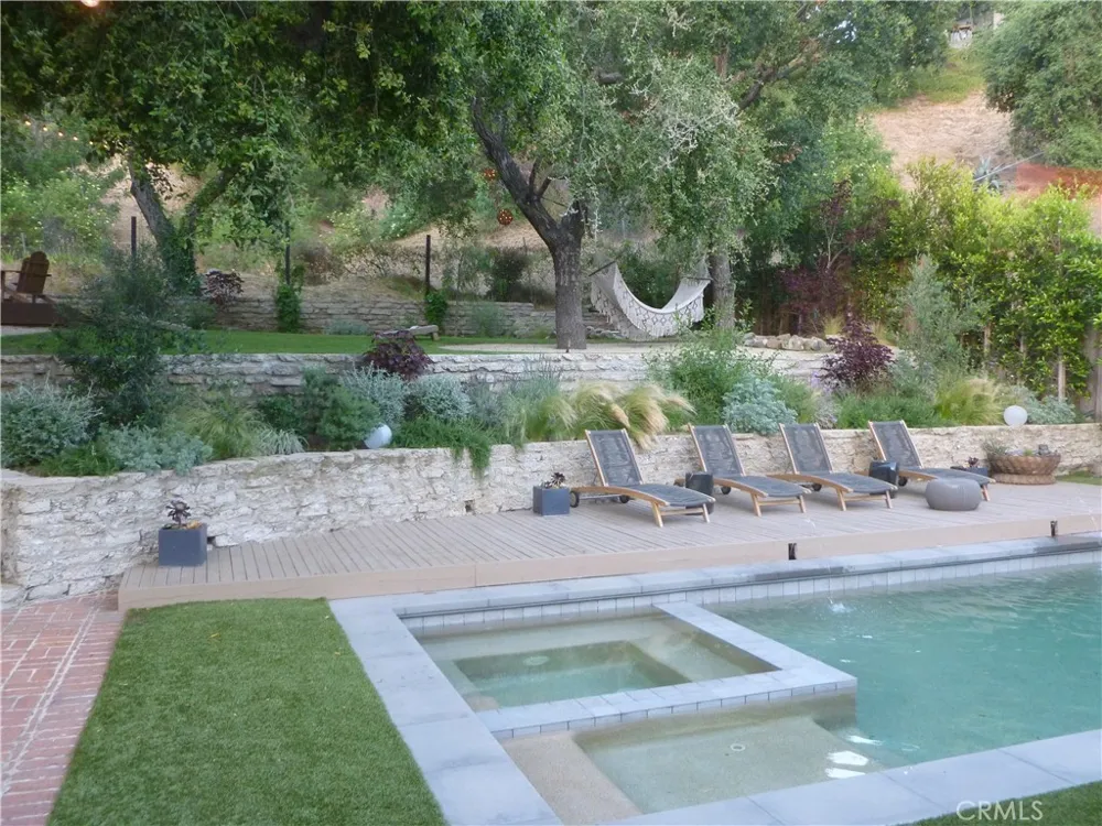 1094 Acanto Place Bel Air, CA 90049