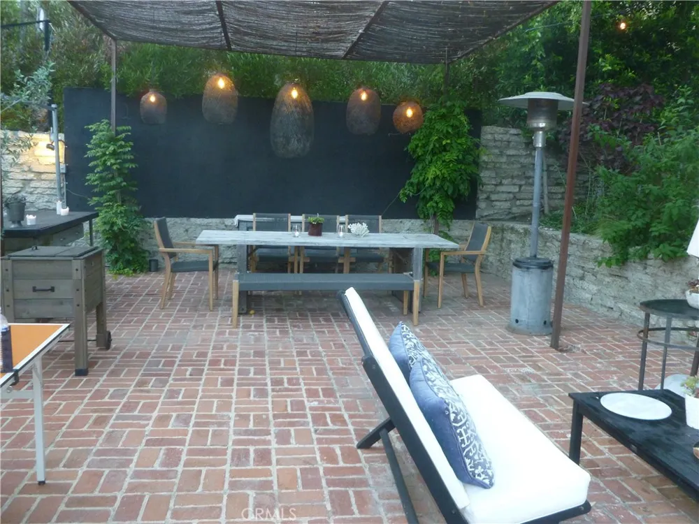 1094 Acanto Place Bel Air, CA 90049