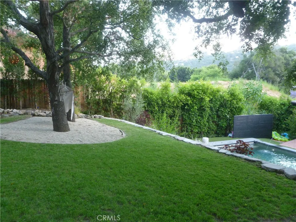 1094 Acanto Place Bel Air, CA 90049