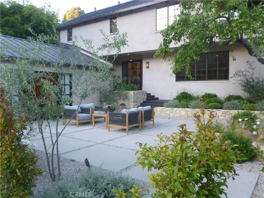 1094 Acanto Place Bel Air, CA 90049