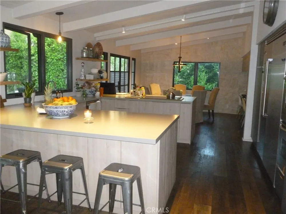 1094 Acanto Place Bel Air, CA 90049