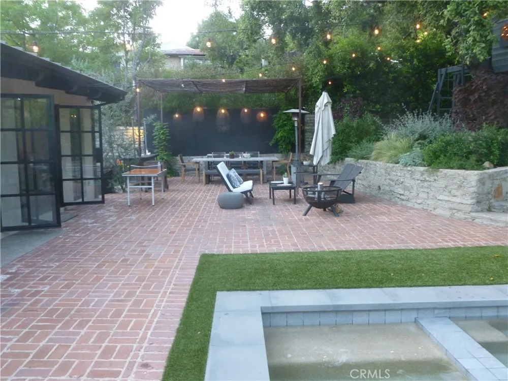 1094 Acanto Place Bel Air, CA 90049