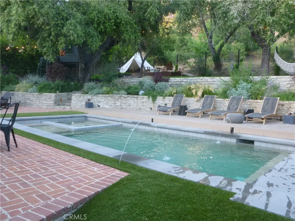 1094 Acanto Place Bel Air, CA 90049
