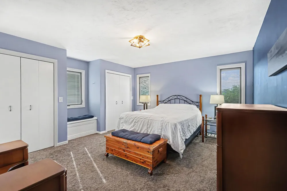 10068 Holiday Drive Zeeland, MI 49464