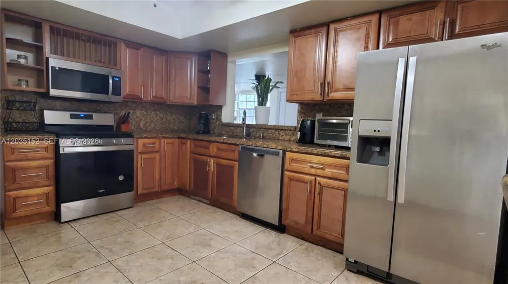7607 Dilido Blvd Miramar, FL 33023
