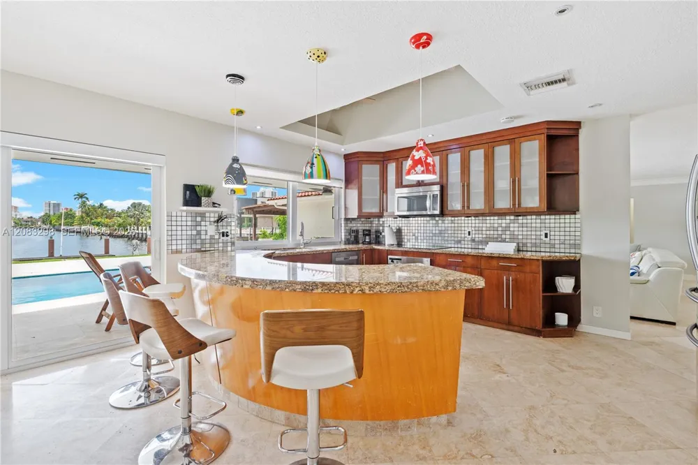 649 Layne Blvd Hallandale Beach, FL 33009