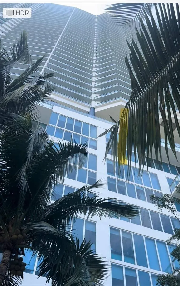 185 SW 7th Street #1802 Miami, FL 33130
