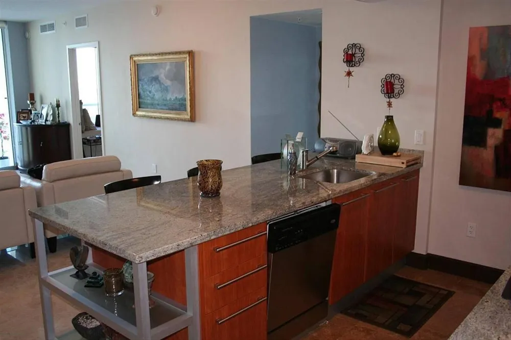 185 SW 7th Street #1802 Miami, FL 33130