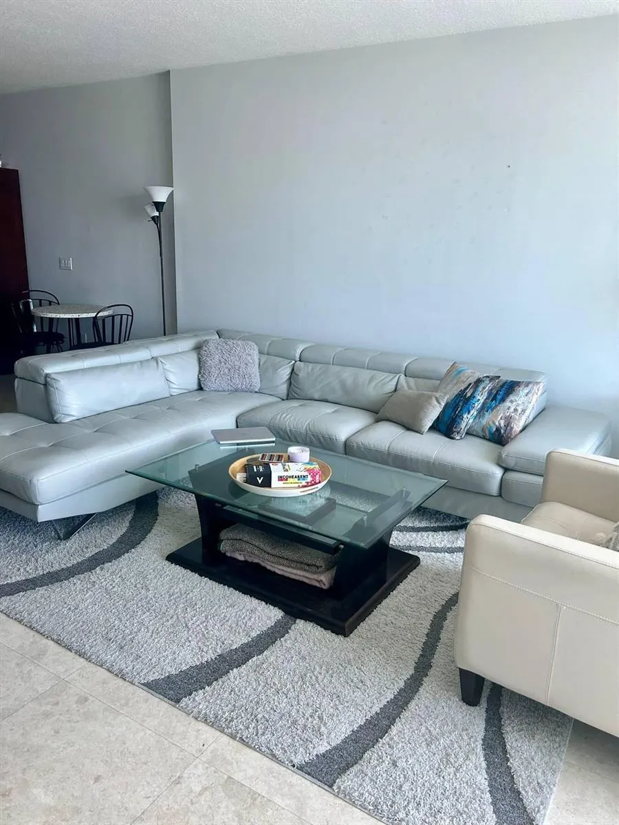 185 SW 7th Street #1802 Miami, FL 33130