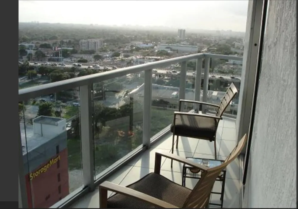 185 SW 7th Street #1802 Miami, FL 33130