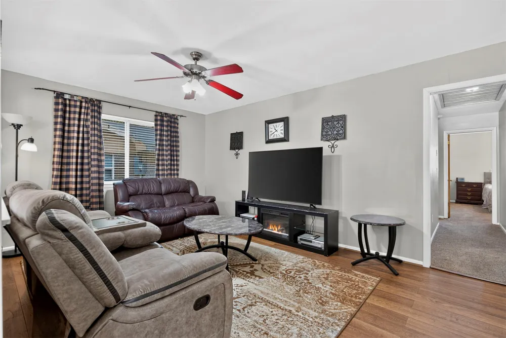 309 W Vandalia Street Broken Arrow, OK 74012