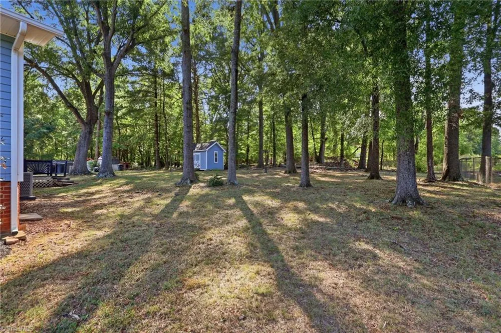 436 Elam Avenue Eden, NC 27288