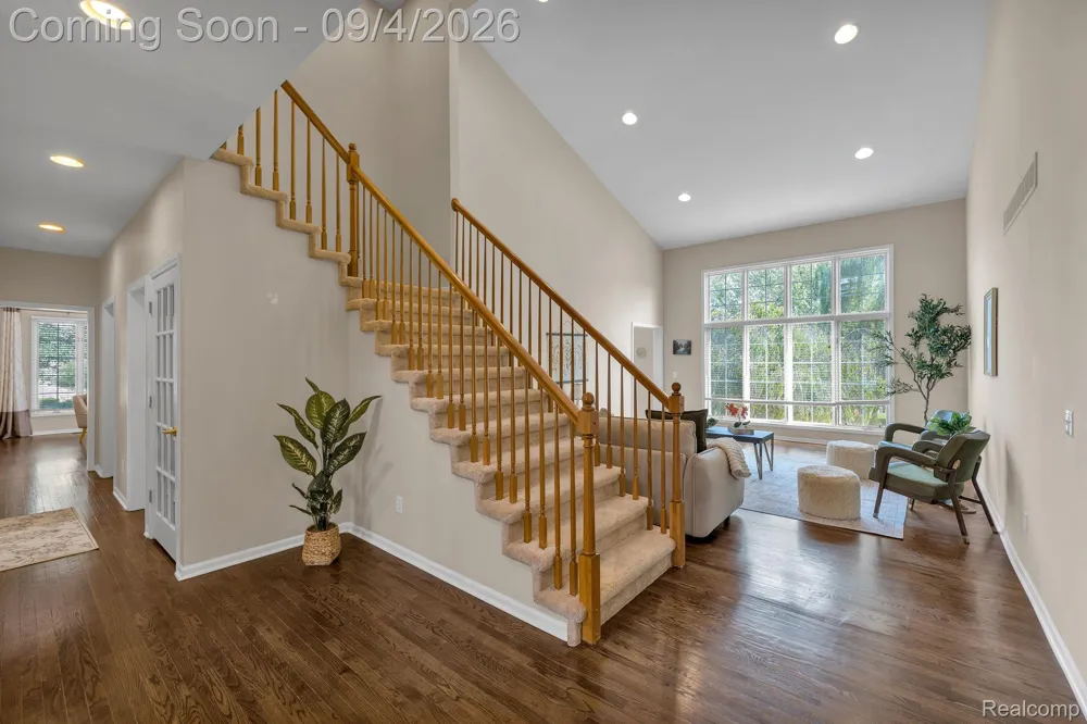 50145 Tottenham Court Canton Charter Township, MI 48187