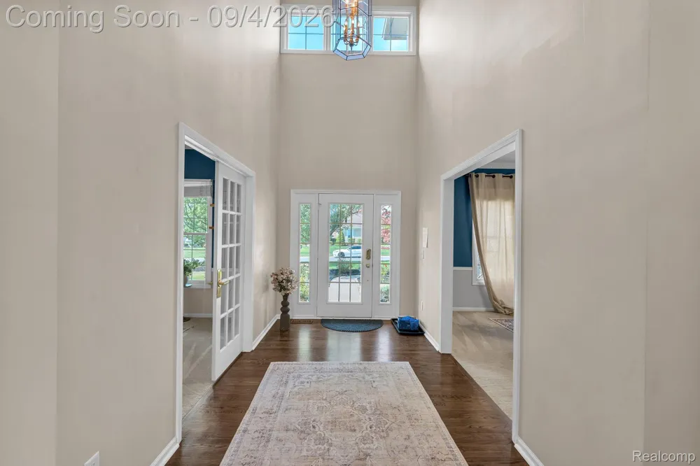 50145 Tottenham Court Canton Charter Township, MI 48187