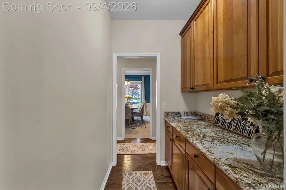 50145 Tottenham Court Canton Charter Township, MI 48187