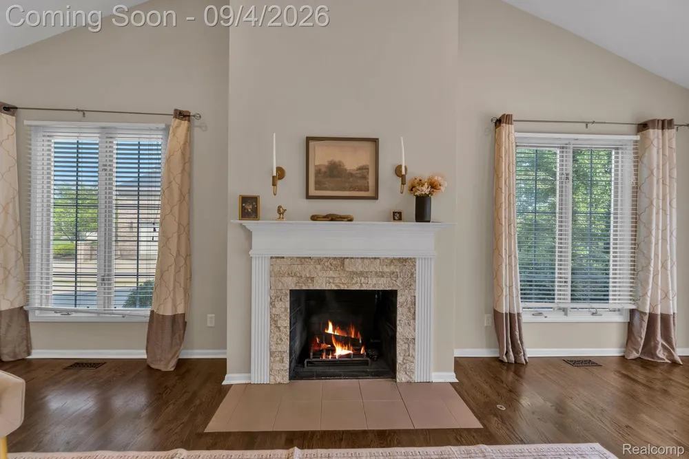 50145 Tottenham Court Canton Charter Township, MI 48187